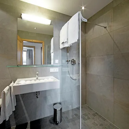 In Near Lift * 겔로스