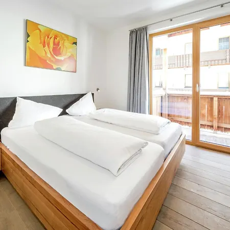 In Near Lift 아파트